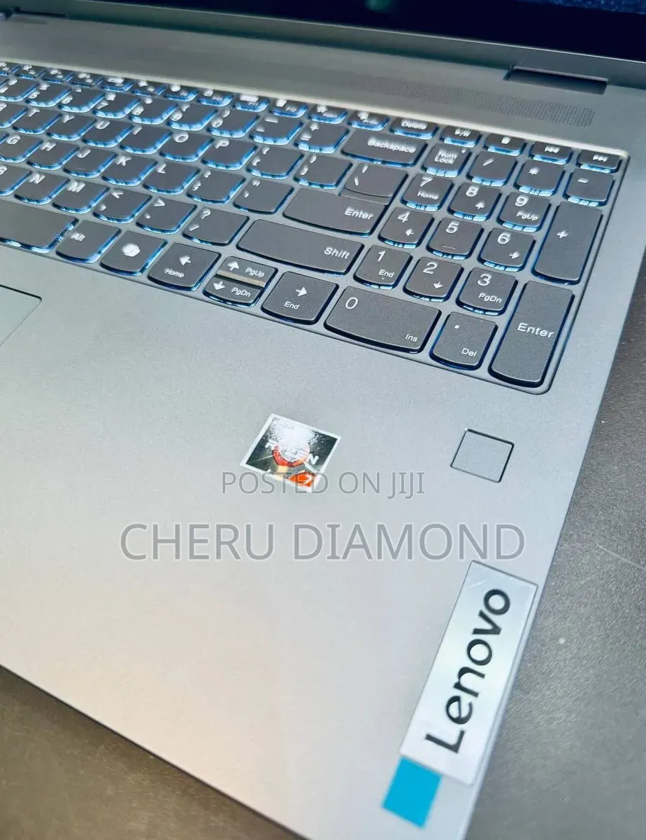 New Laptop Lenovo Yoga 7i 16GB AMD Ryzen 7 SSD 512GB