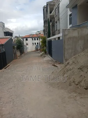 6bdrm House In ሀያት, Bole For Sale