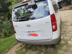 Hyundai Starex 2020 White