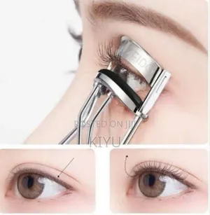 Portable Eyelash Curler