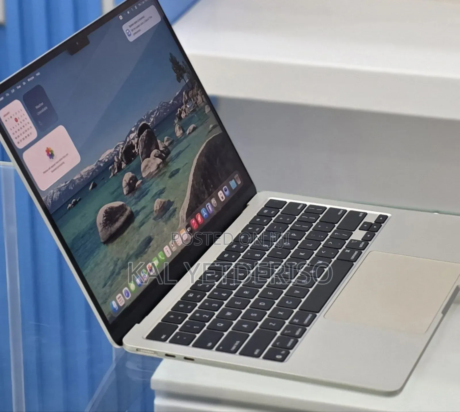 New Laptop Apple MacBook Air 2023 M2 16GB Intel Core i7 SSD 512GB