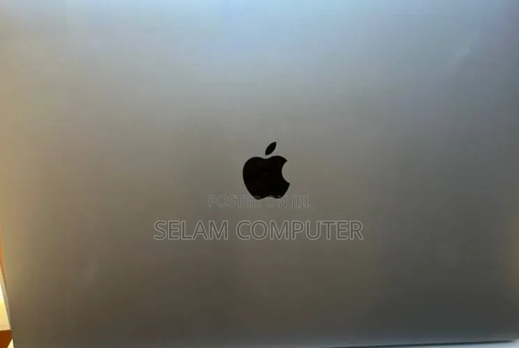 New Laptop Apple MacBook Pro 2019 32GB Intel Core i9 SSD 2T