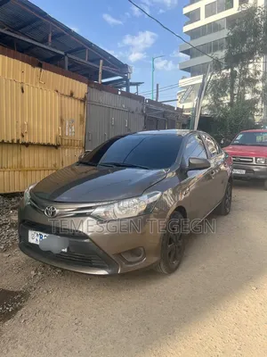 Toyota Yaris 2014 Gray
