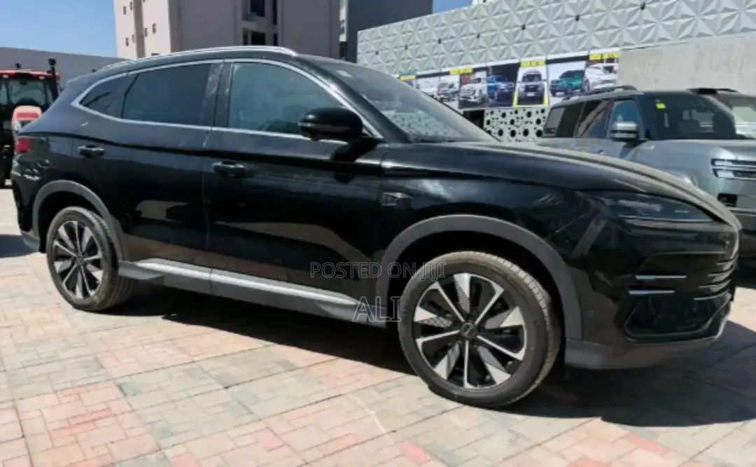 New BYD Song Plus DM-i 2025 Black