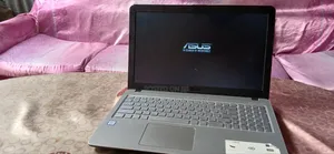 Laptop Asus VivoBook 15 X540NA 4GB Intel Core i3 HDD 1T