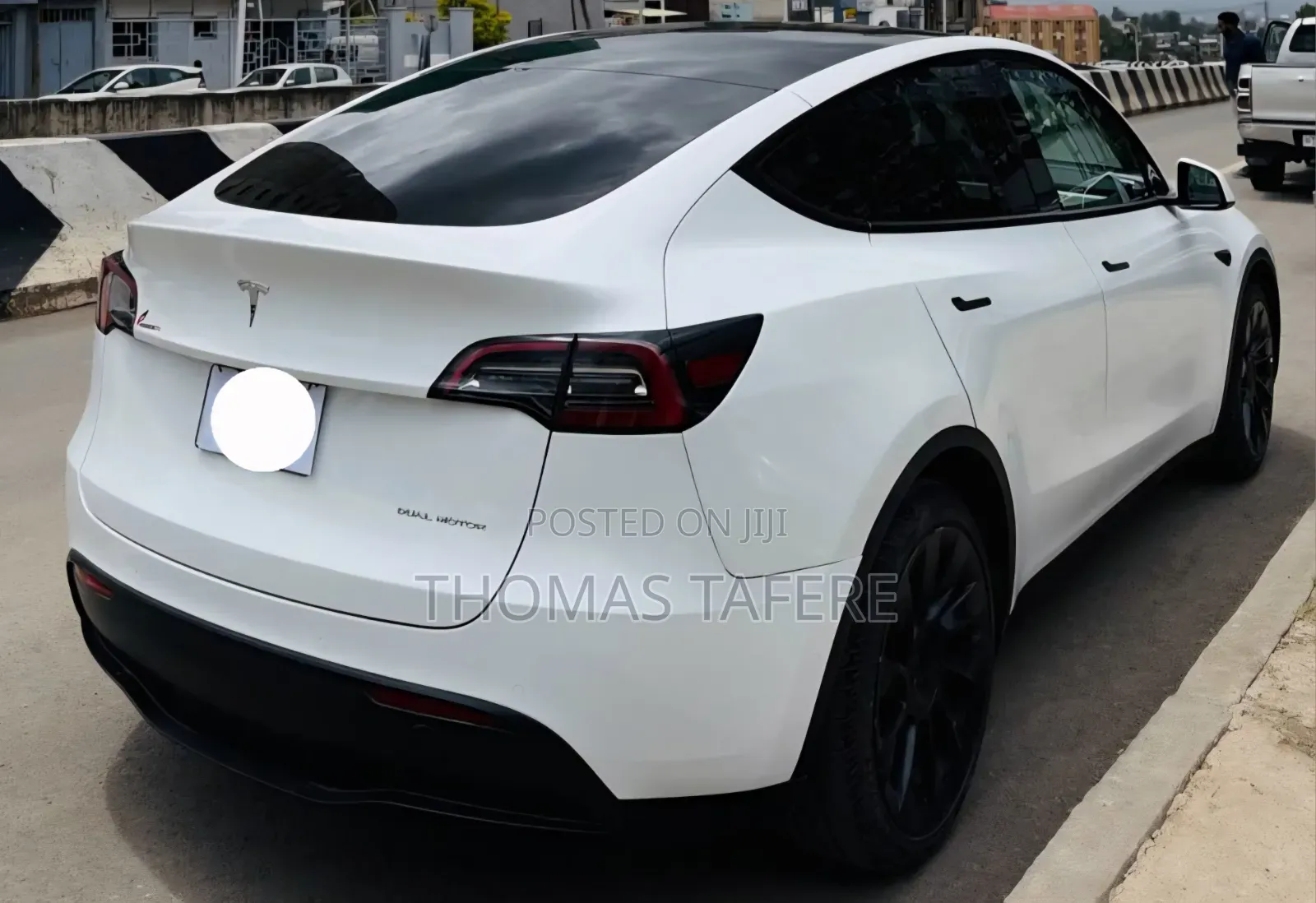 Tesla Model Y 2023 White