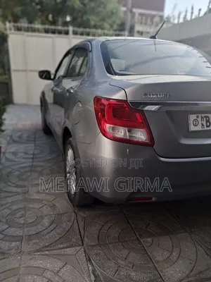 Suzuki Dzire 2021 Silver