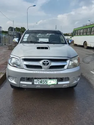 Toyota Hilux 2017 Silver