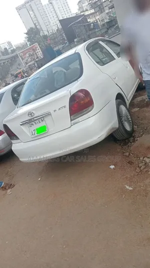 Toyota Platz 2004 White