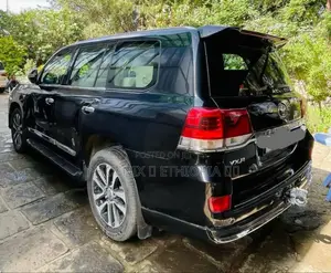 Toyota Land Cruiser 2009 Black