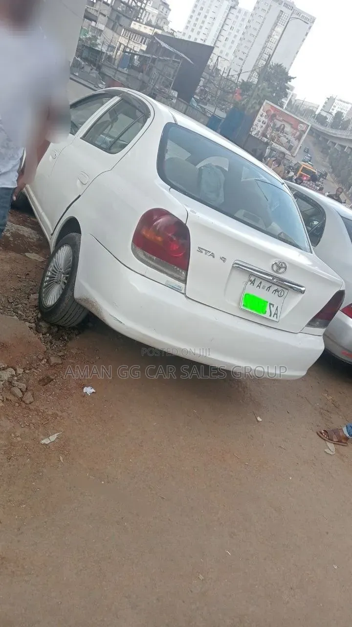 Toyota Platz 2004 White