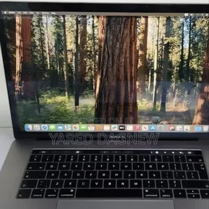 New Laptop Apple MacBook Pro 2018 32GB Intel Core i9 SSD 512GB
