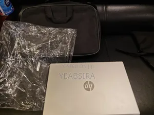 New Laptop HP 15-fd0290ns 16GB Intel Core i5 SSD 350GB