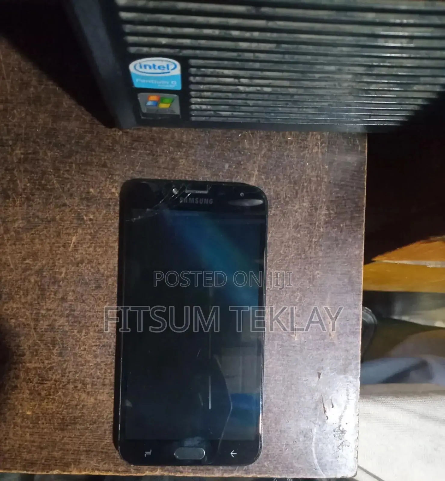 Samsung Galaxy J7 16 GB Black
