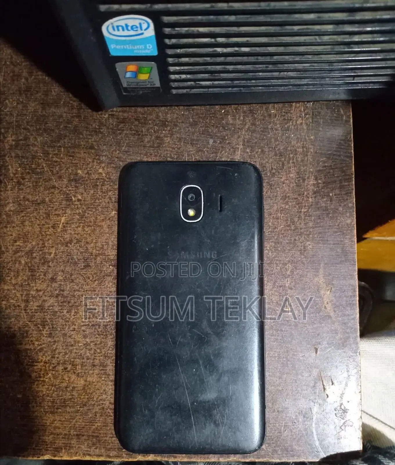 Samsung Galaxy J7 16 GB Black