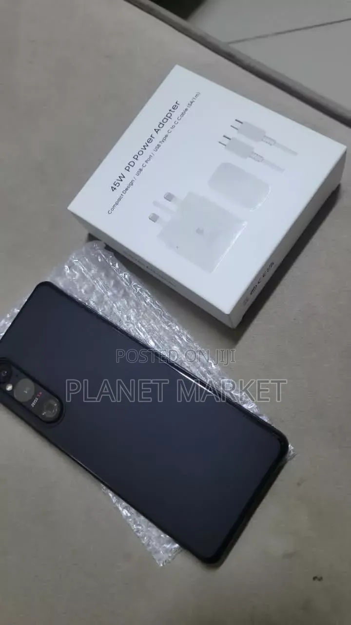 New Sony Xperia 1 V 256 GB Black