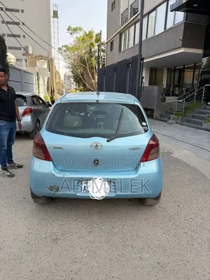Toyota Yaris 1.0 HB T1 2007 Blue