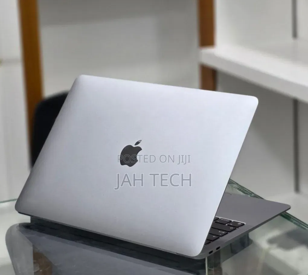New Laptop Apple MacBook Air 2020 M1 8GB Apple M1 SSD 256GB