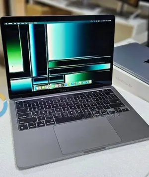 New Laptop Apple MacBook Pro 2022 M2 8GB Apple M2 SSD 256GB