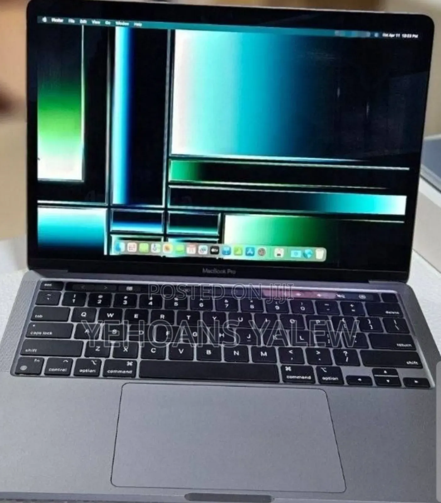 New Laptop Apple MacBook Pro 2022 M2 8GB Apple M2 SSD 256GB