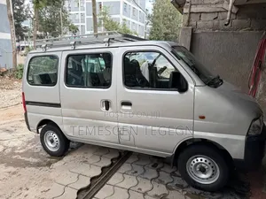 Suzuki Eeco 2025 White