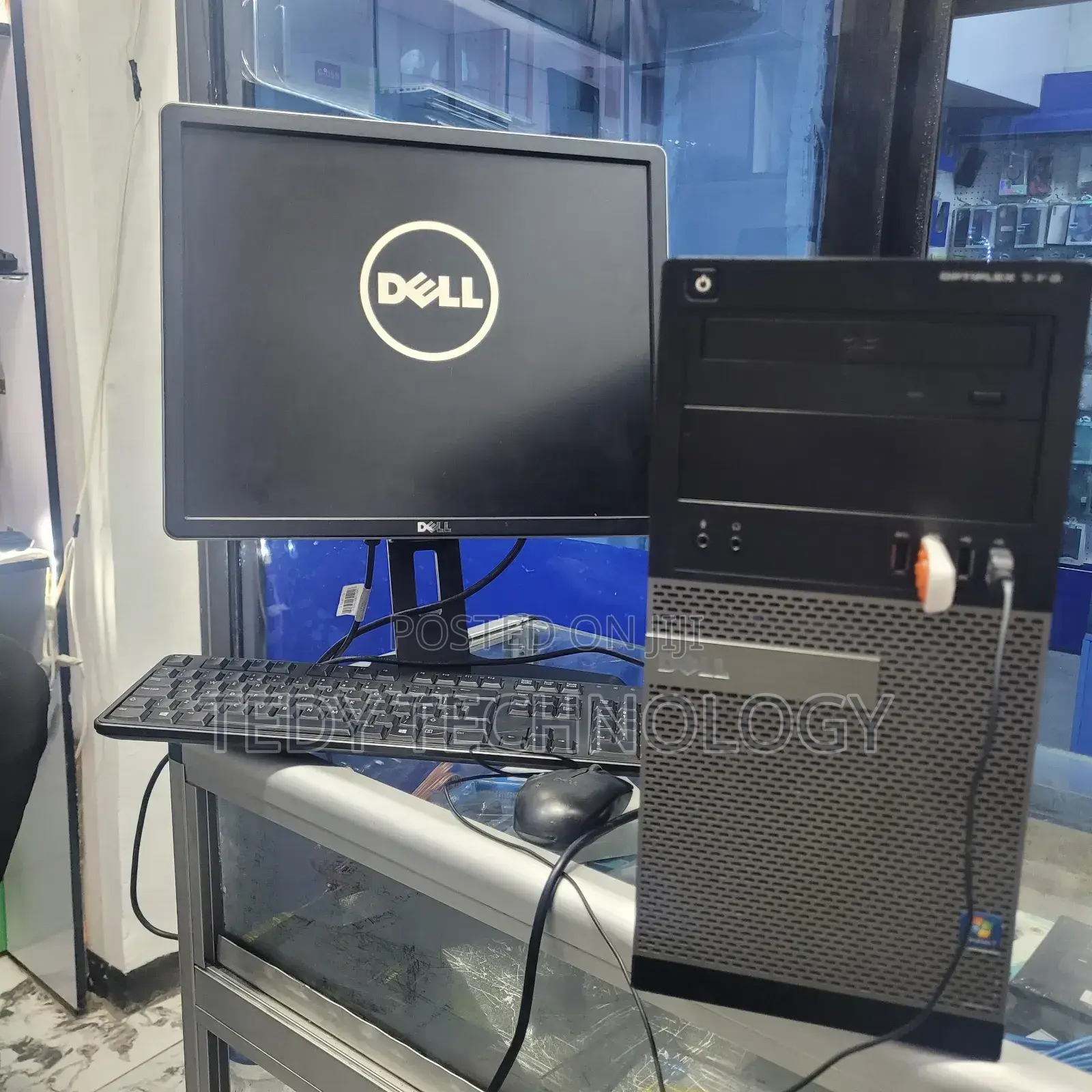 Desktop Computer Dell OptiPlex 790 4GB Intel Core i3 HDD 500GB