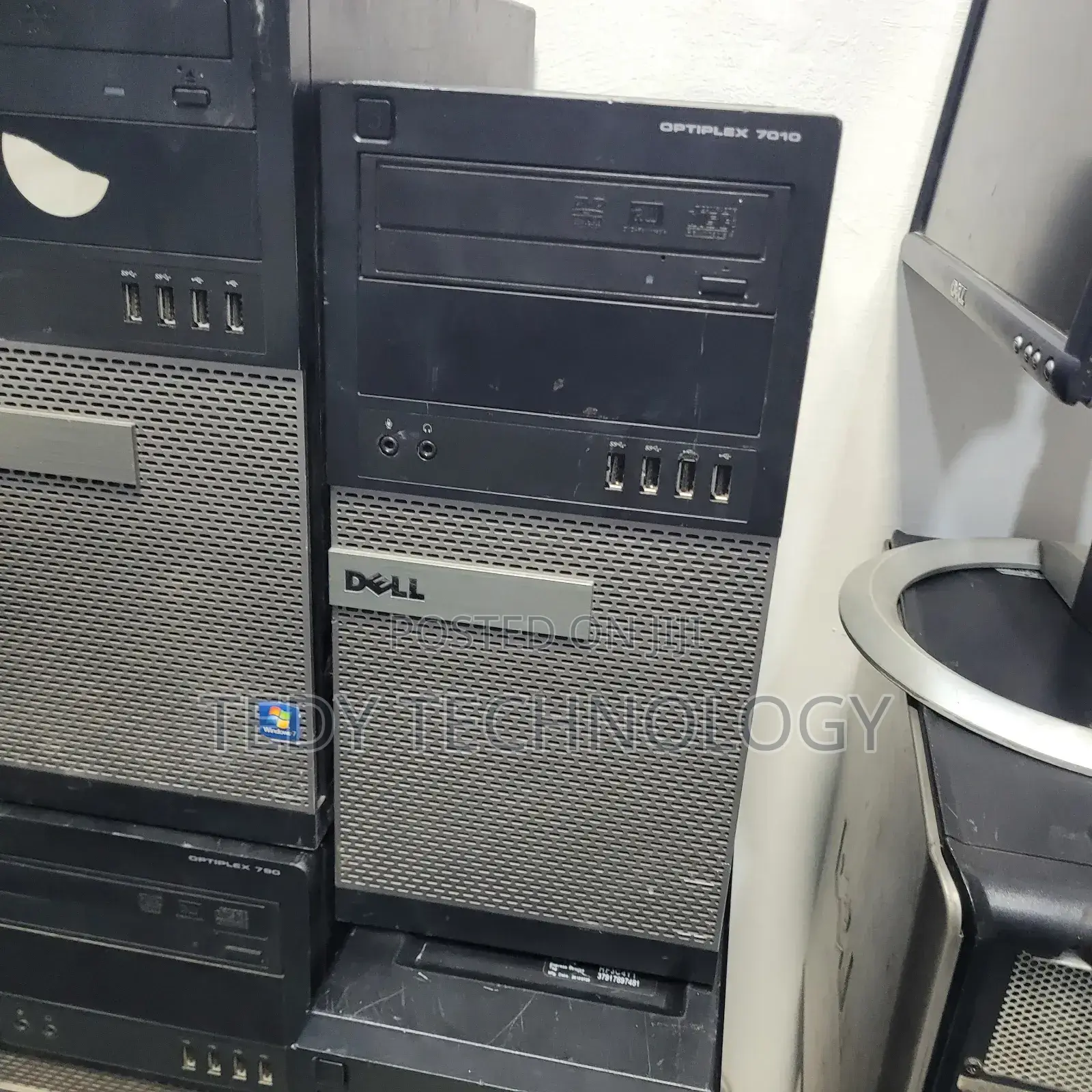 Desktop Computer Dell OptiPlex 790 4GB Intel Core i3 HDD 500GB