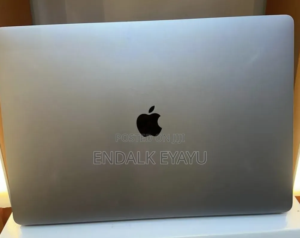 New Laptop Apple MacBook Pro 2019 32GB Intel Core i9 SSD 2T
