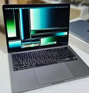 New Laptop Apple MacBook Pro 2022 M2 8GB Apple M2 SSD 256GB