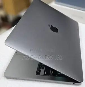 New Laptop Apple MacBook Pro 2022 M2 8GB Apple M2 SSD 256GB