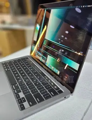 New Laptop Apple MacBook Pro 2022 M2 8GB Apple M2 SSD 256GB