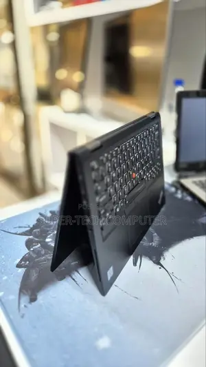 New Laptop Lenovo ThinkPad X390 Yoga 16GB Intel Core i5 SSD 512GB