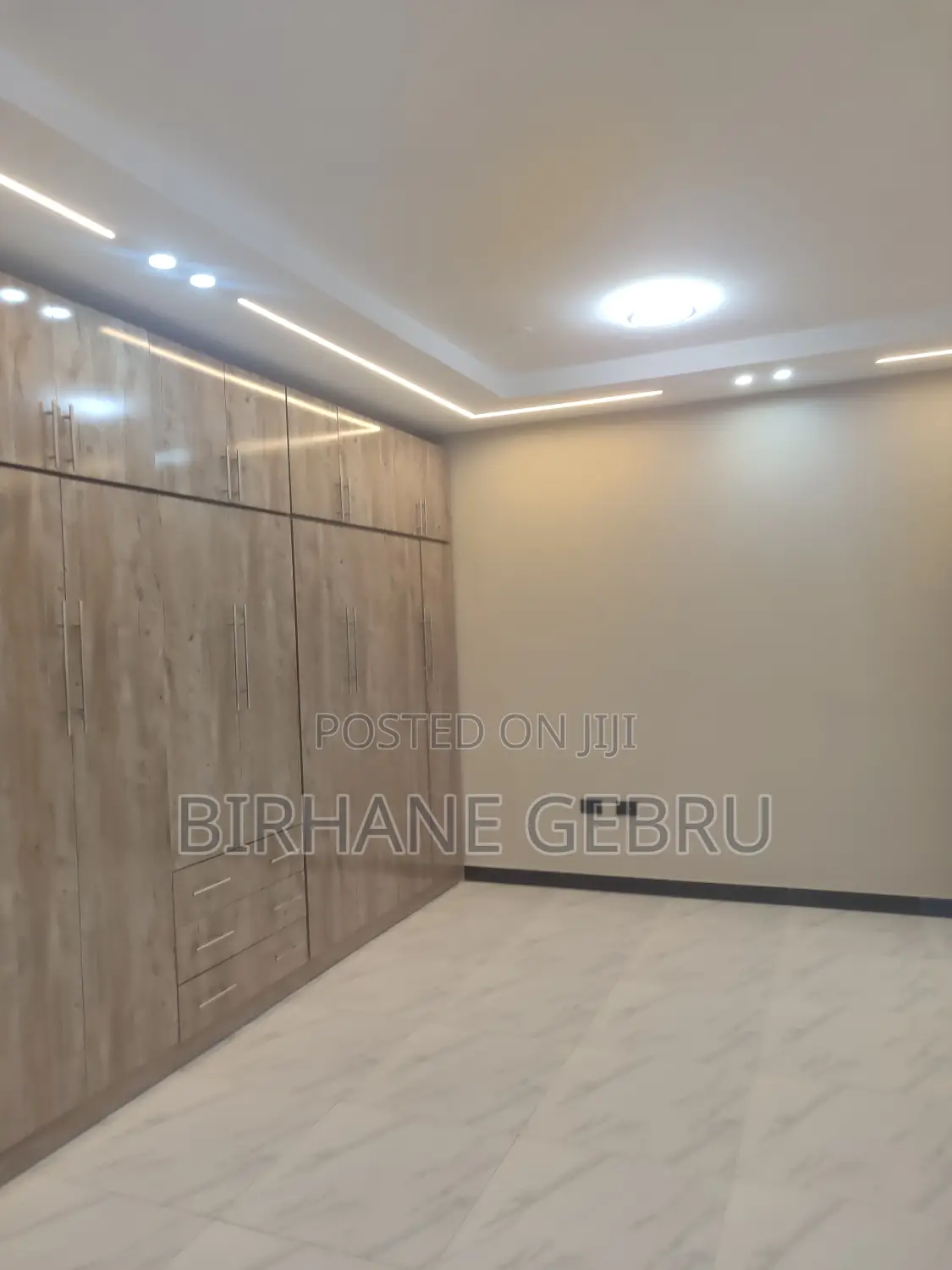 3bdrm Apartment in Luxury Apartiment, Bole for rent