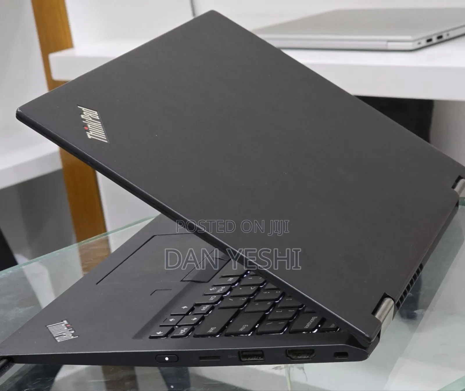 New Laptop Lenovo ThinkPad X390 Yoga 16GB Intel Core i5 SSD 512GB