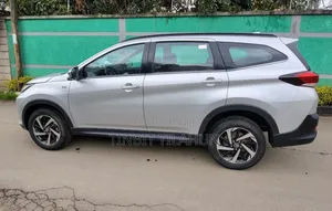 Toyota Rush 2021 Silver