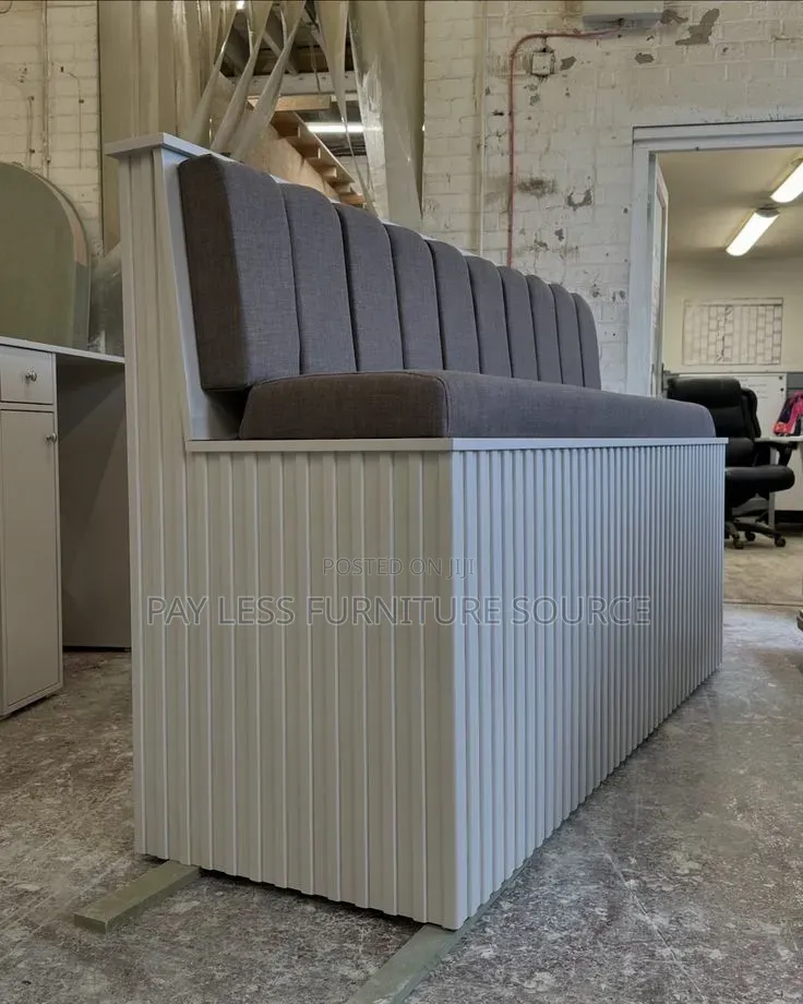 Nail Table