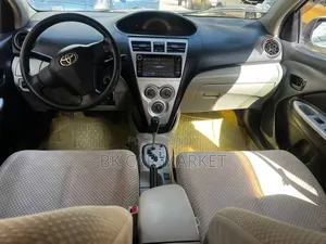 Toyota Yaris 2008 Silver