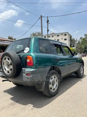 Toyota RAV4 1999 Green