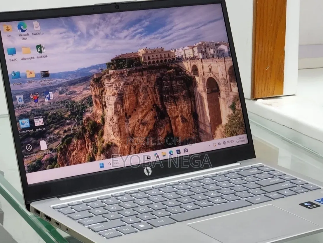 New Laptop HP Stream Notebook 16GB Intel Core i5 SSD 512GB