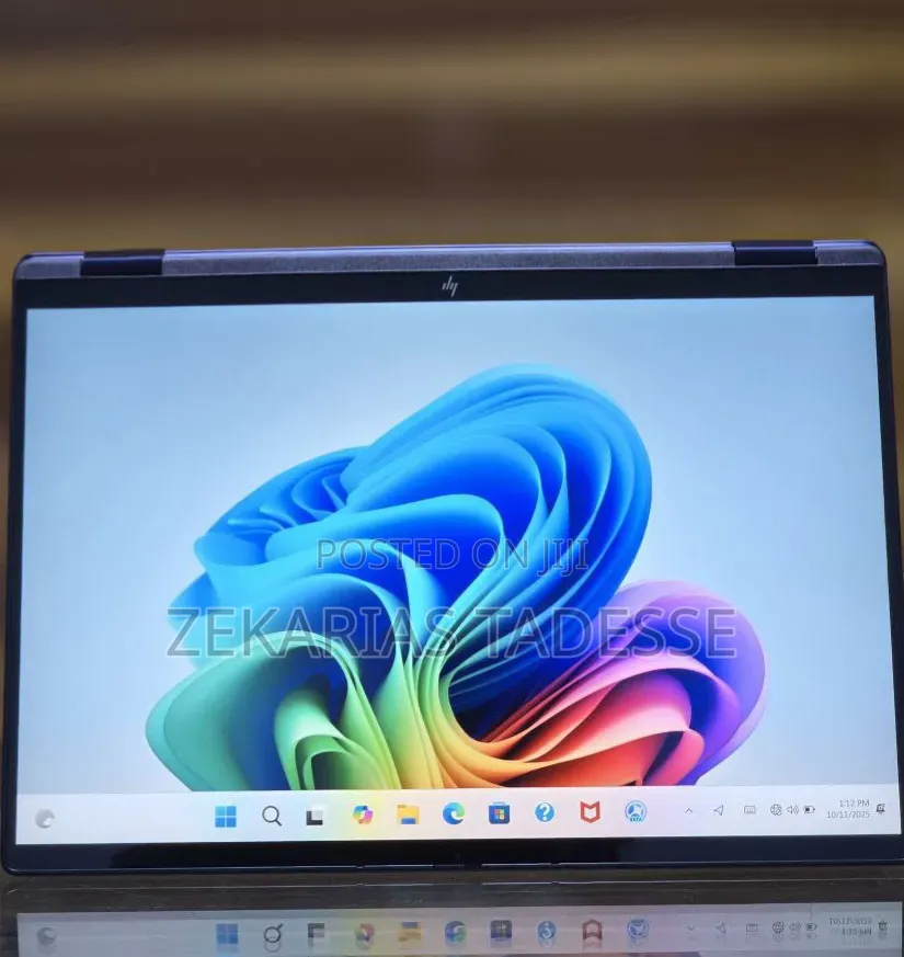 New Laptop HP OmniBook Ultra Flip 14" 16GB Intel Core Ultra 7 SSD 1T