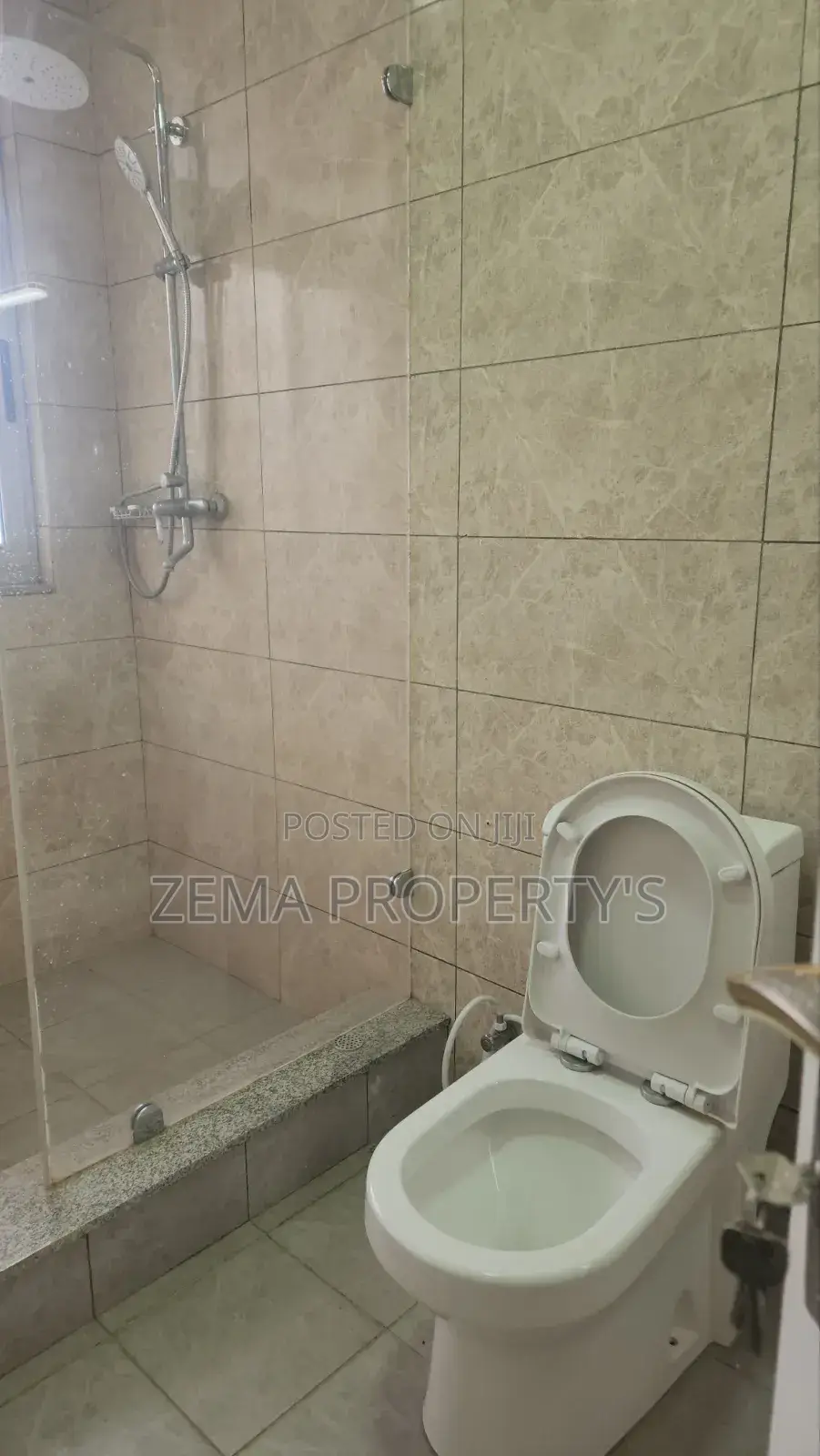 3bdrm Apartment in Bole for rent