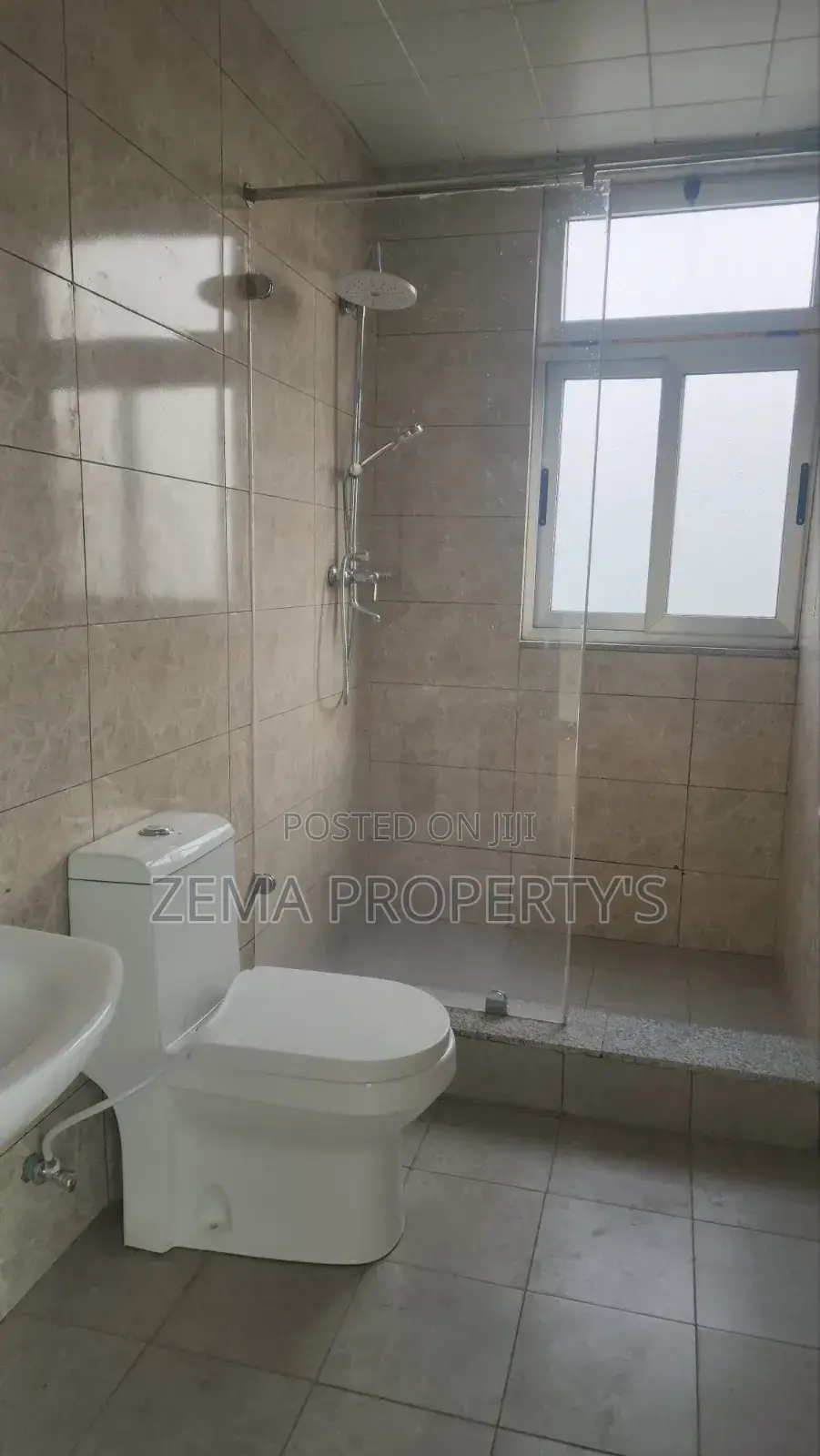 3bdrm Apartment in Bole for rent