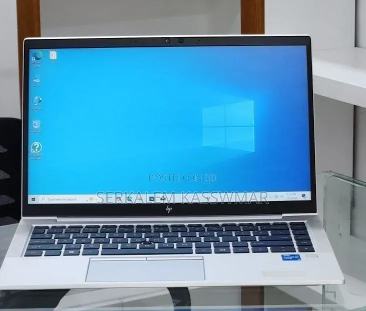 New Laptop HP EliteBook 840 G8 8GB Intel Core i5 SSD 512GB