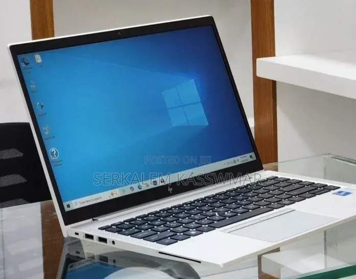 New Laptop HP EliteBook 840 G8 8GB Intel Core i5 SSD 512GB