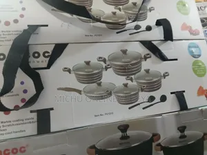 Momcoc Kitchenware Set/Free Delivery