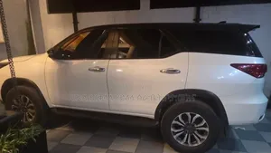 Toyota Fortuner 2020 Off white