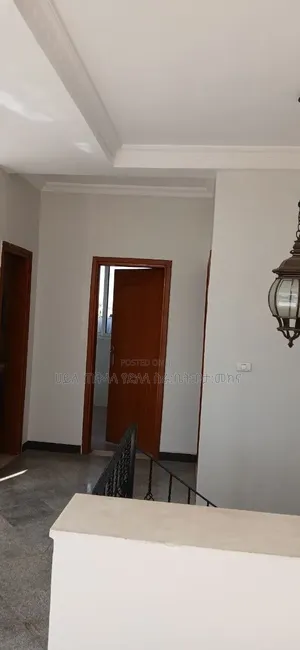 Furnished 6bdrm Penthouse in Sheger Legetafo Area, Oromia-Finfinne