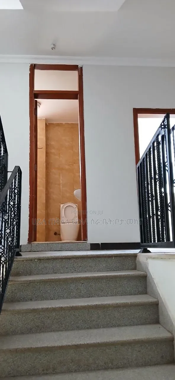 Furnished 6bdrm Penthouse in Sheger Legetafo Area, Oromia-Finfinne