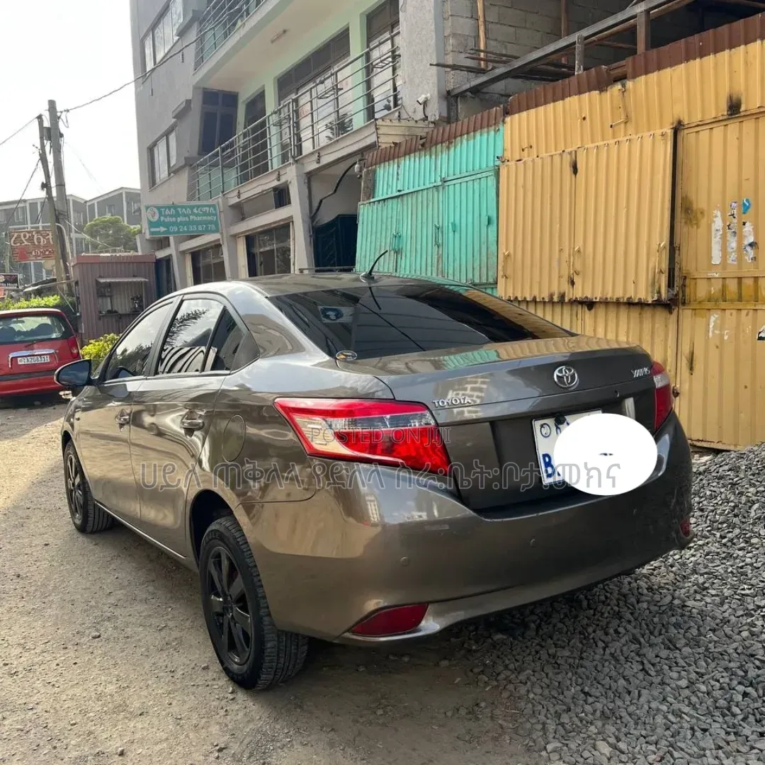 Toyota Yaris 2014 Teal