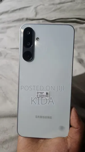 New Samsung Galaxy M16 128 GB White